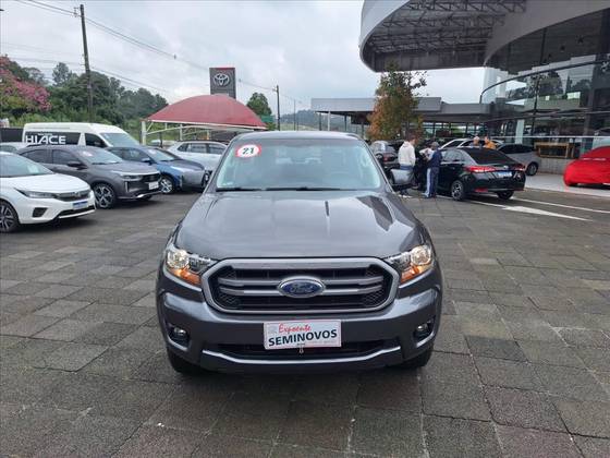 FORD RANGER 2.2 XLS 4X4 CD 16V DIESEL 4P AUTOMÁTICO